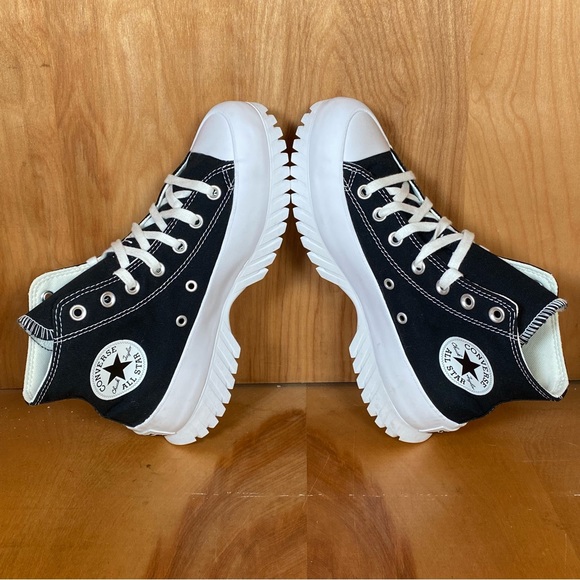 NEW Womens 8 Converse All Star Lugged 2.0 Fashion Sneakers Black White SEF0915 - Picture 6 of 8